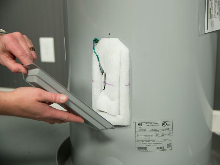 Gas tank water heaters
