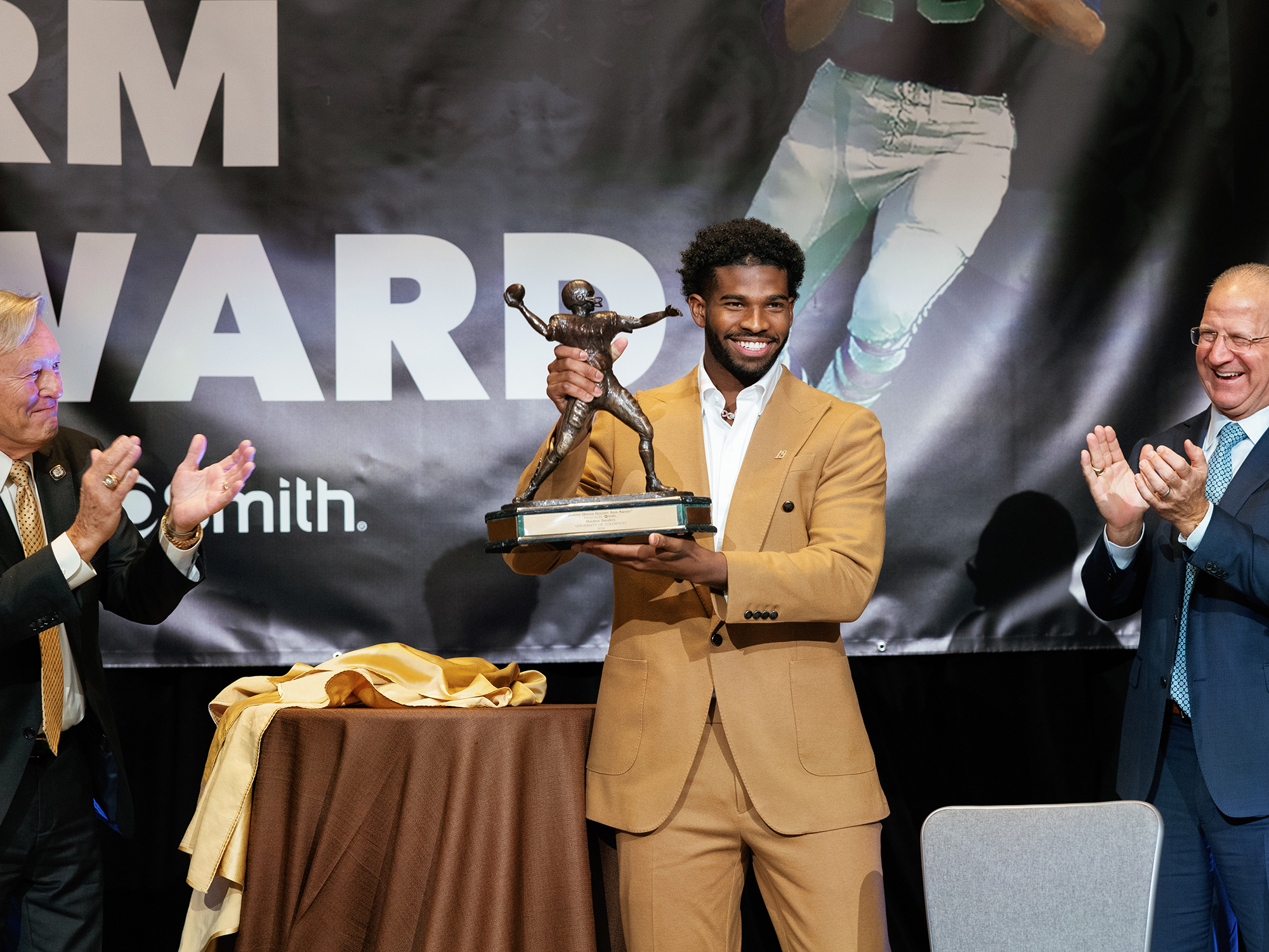 Johnny Unitas 2024 Award Winner - Sheduer Sanders Johnny Unitas 2024 Award Winner - Sheduer Sanders